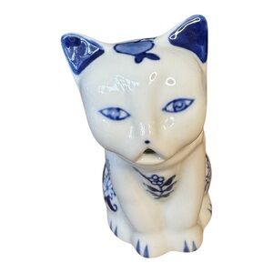 Vintage Baum Bros Style-Eyes Blue & White Kitty Creamer